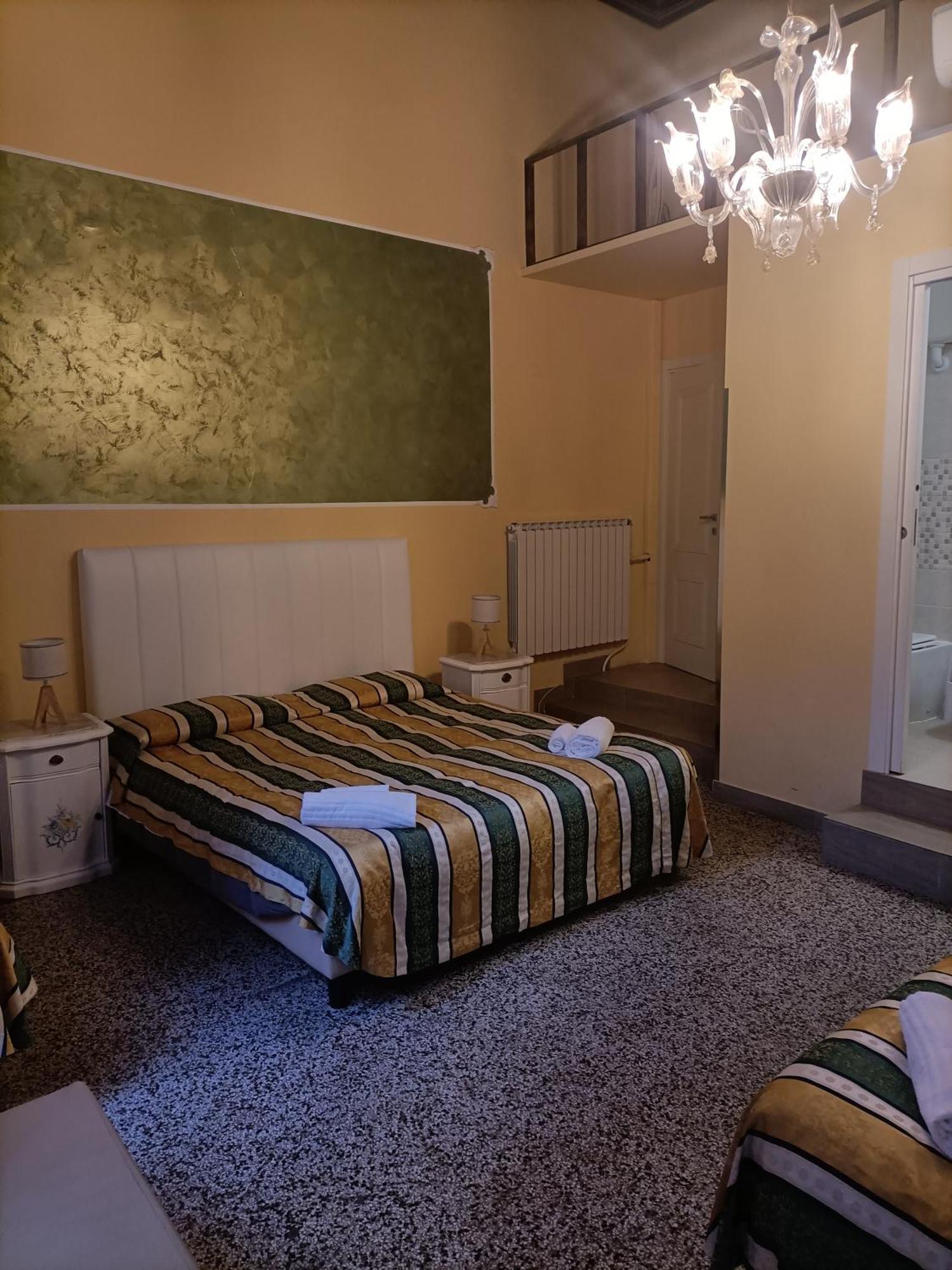 Palazzo Lion Morosini - Check In Presso Locanda Ai Santi Apostoli Venice Exterior photo