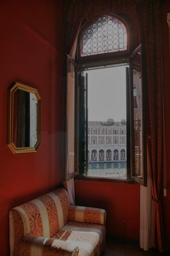Palazzo Lion Morosini - Check In Presso Locanda Ai Santi Apostoli Venice Exterior photo