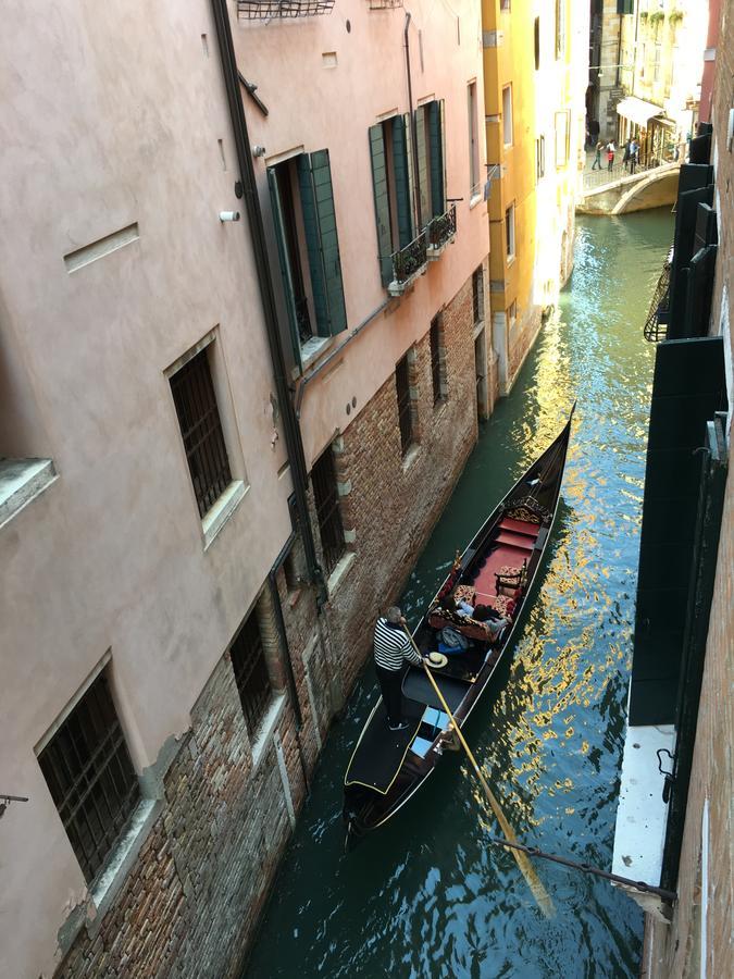 Palazzo Lion Morosini - Check In Presso Locanda Ai Santi Apostoli Venice Exterior photo